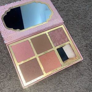 BENEFIT PALETTE CHEEKATHON